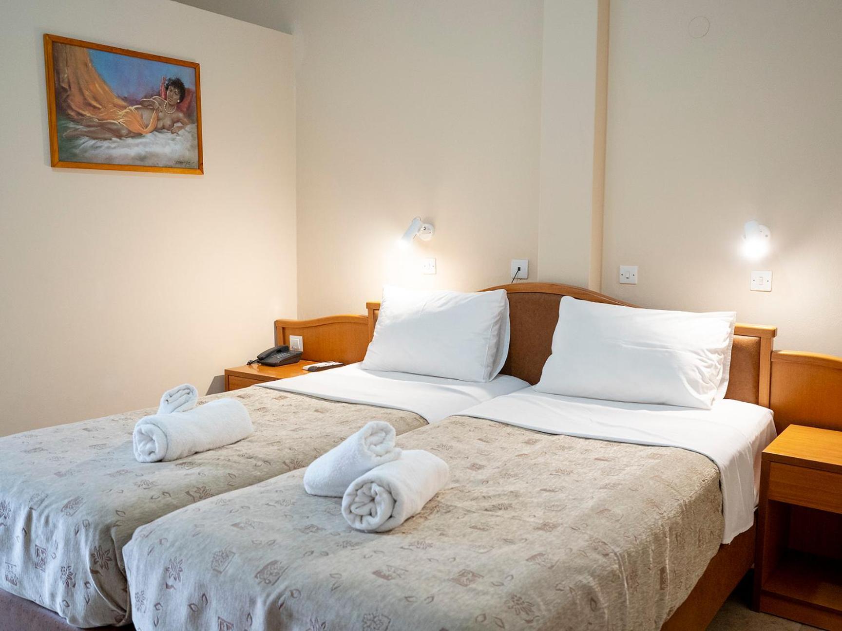 Hotel Sappho 2*